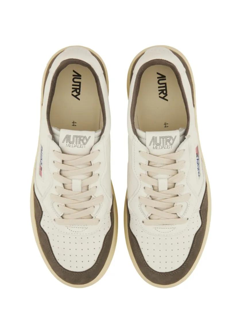 Thumbnail - Autry Low-Top Sneaker - "Medalist" Low Sneaker - Gr. 44 (EU) - in Bunt - für Damen