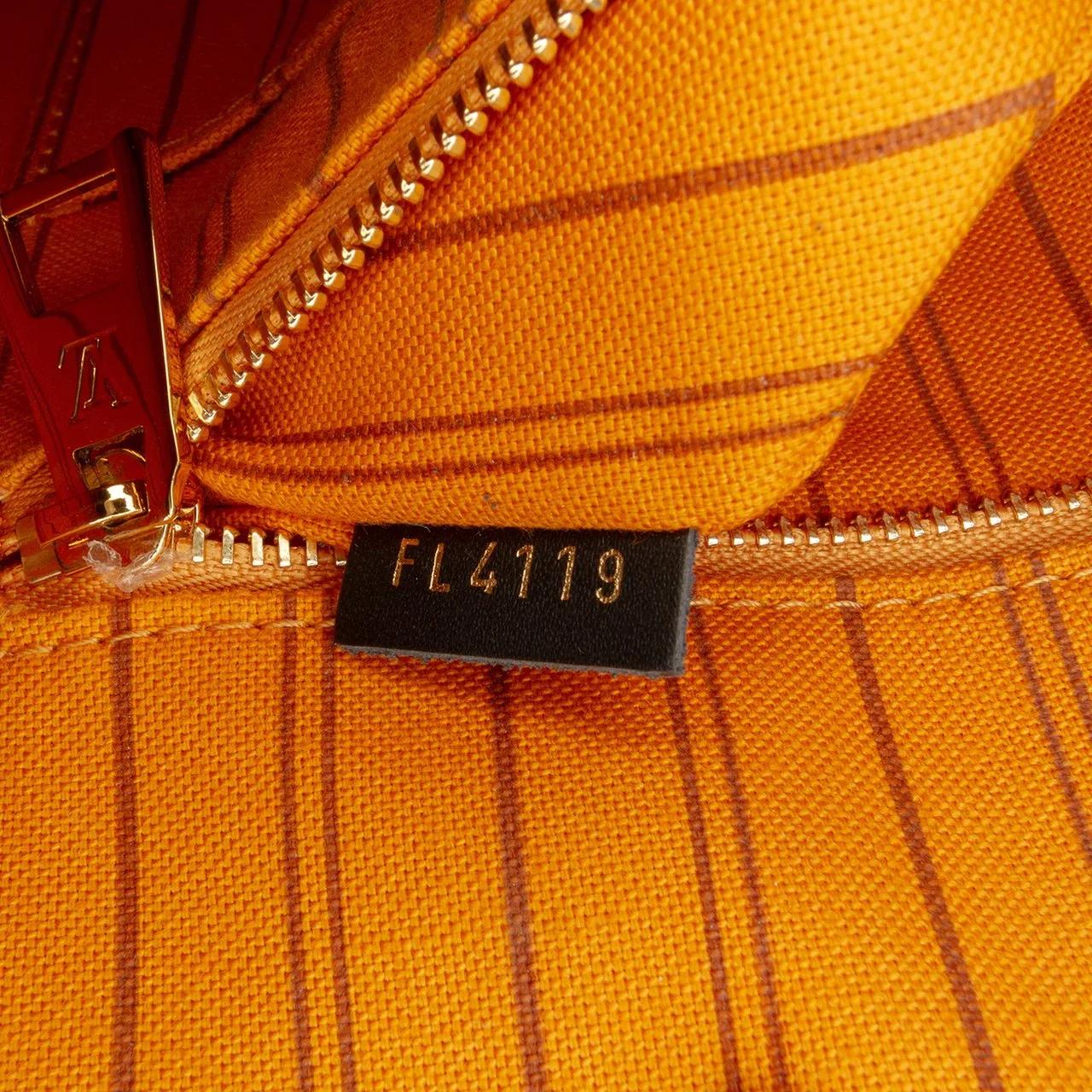 Thumbnail - Louis Vuitton Hobo Bags - Monogram Giant Jungle OnTheGo GM - Gr. unisize - in Schwarz - für Damen