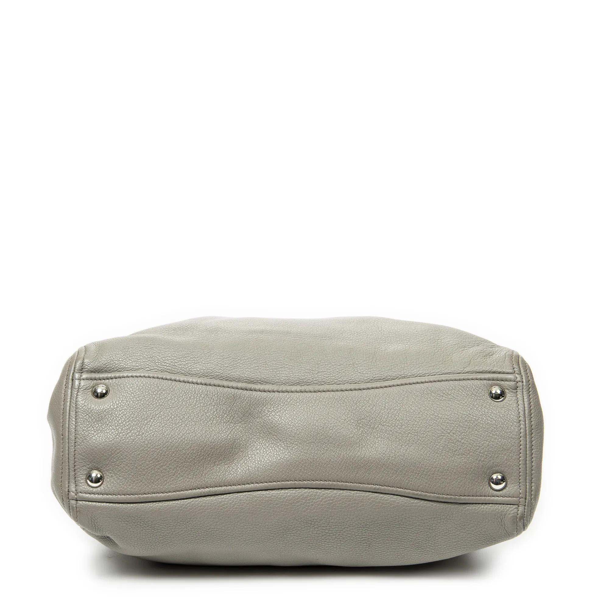 Thumbnail - Miu Miu Crossbody Bags - Middle Zip Tote - Gr. unisize - in Grau - für Damen