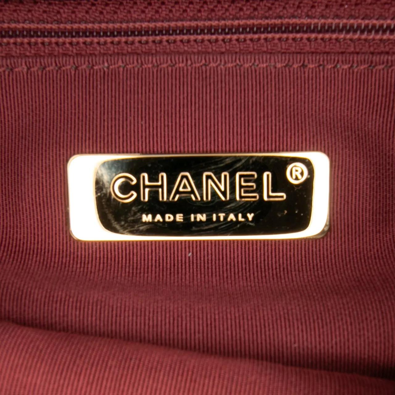 Thumbnail - Chanel Hobo Bags - Small Quilted Lambskin Chain Link Flap - Gr. unisize - in Schwarz - für Damen