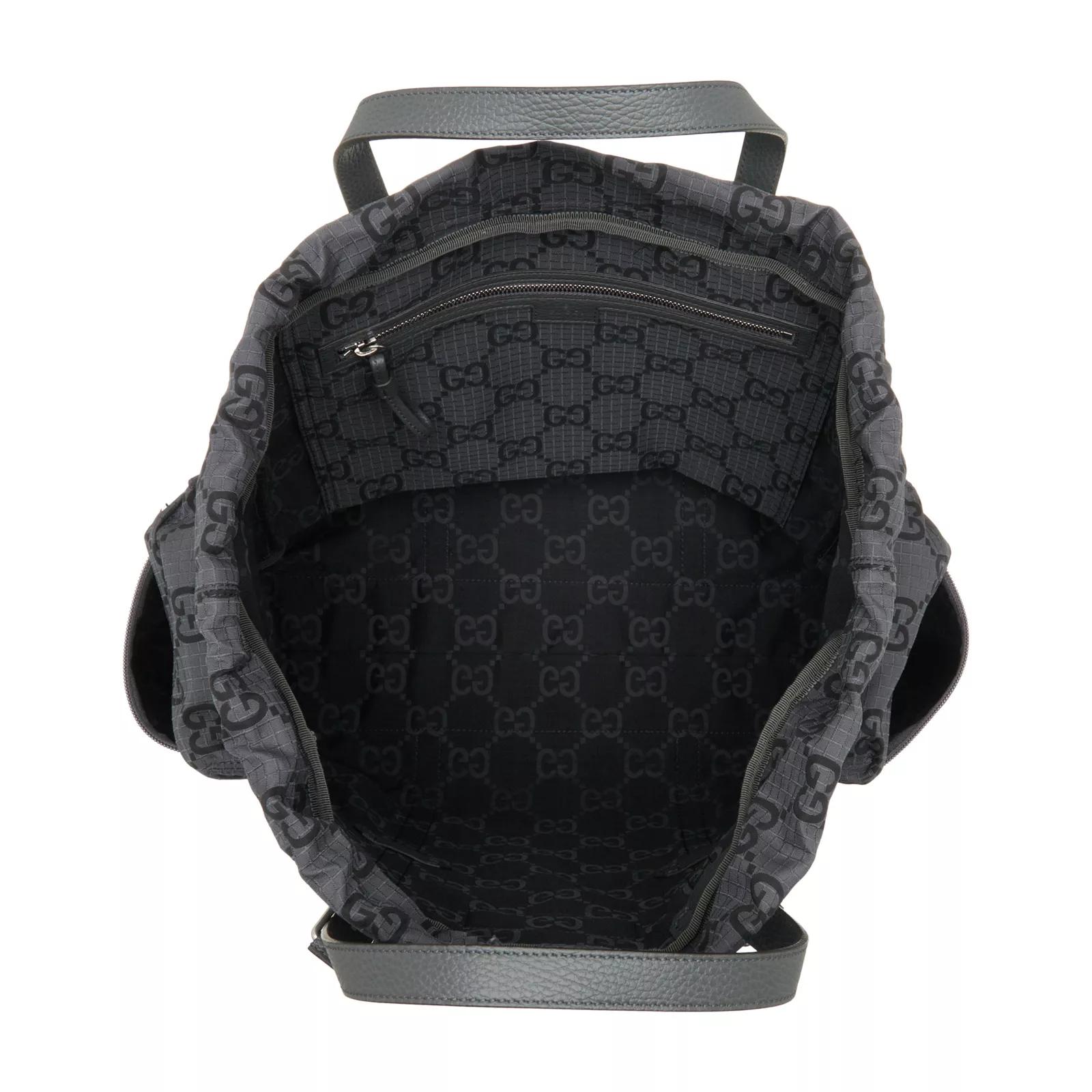 Gucci Totes Medium GG Tote Bag in grijs