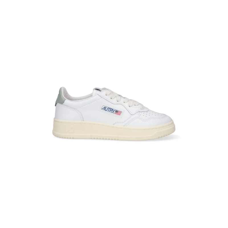 Autry International Lage-top sneaker Low-Top Sneakers With Clean Aesthetic And Design Neutrals