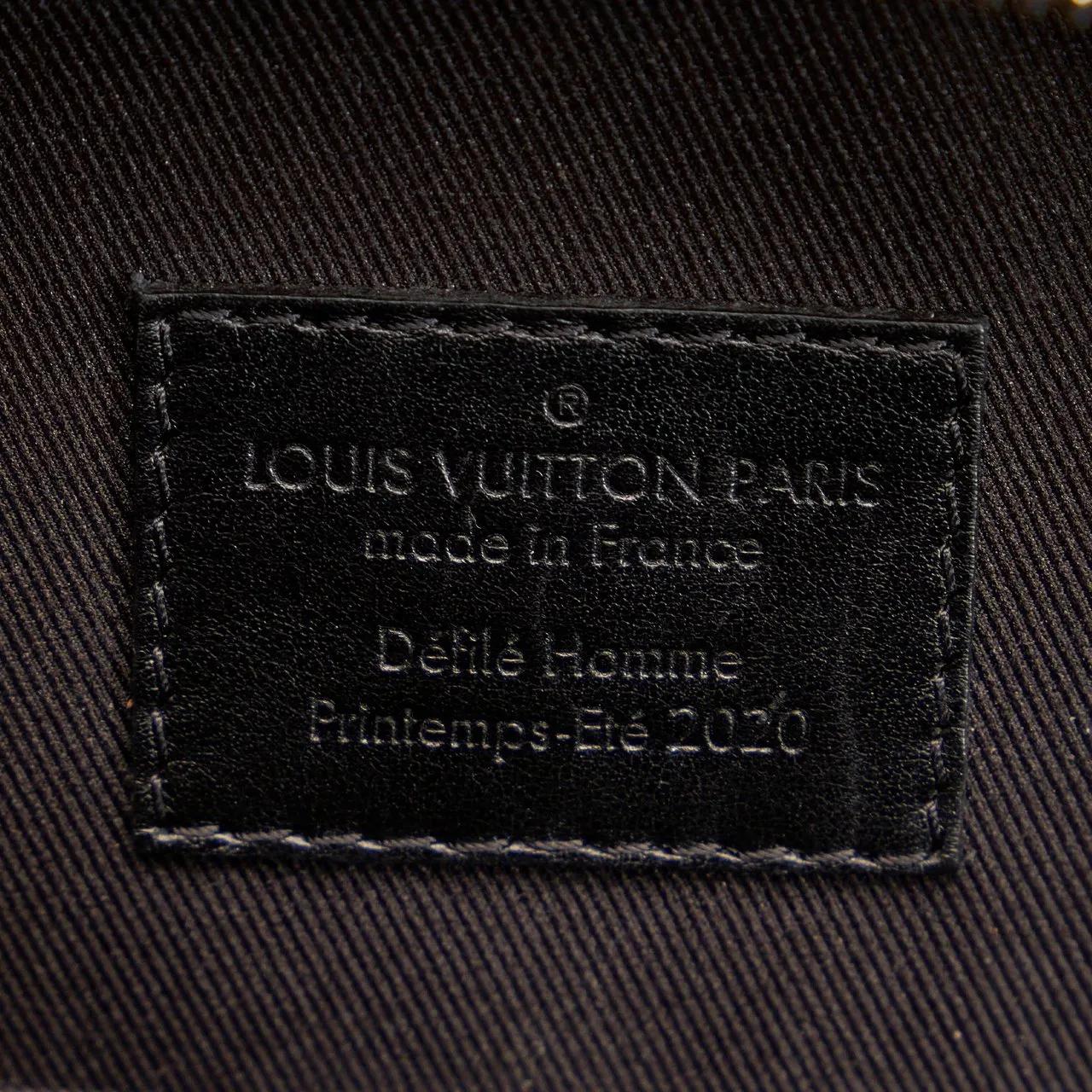Thumbnail - Louis Vuitton Hobo Bags - Monogram Tuffetage Vertical Soft Trunk - Gr. unisize - in Braun - für Damen
