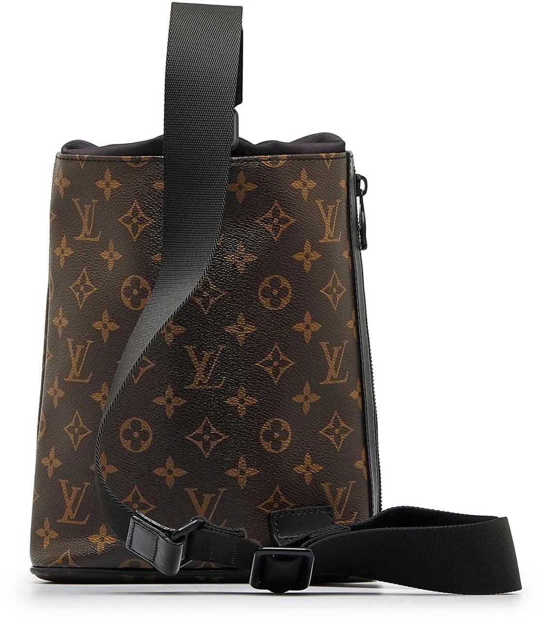 Louis Vuitton Hobo bags Monogram Chalk Sling Bag in bruin