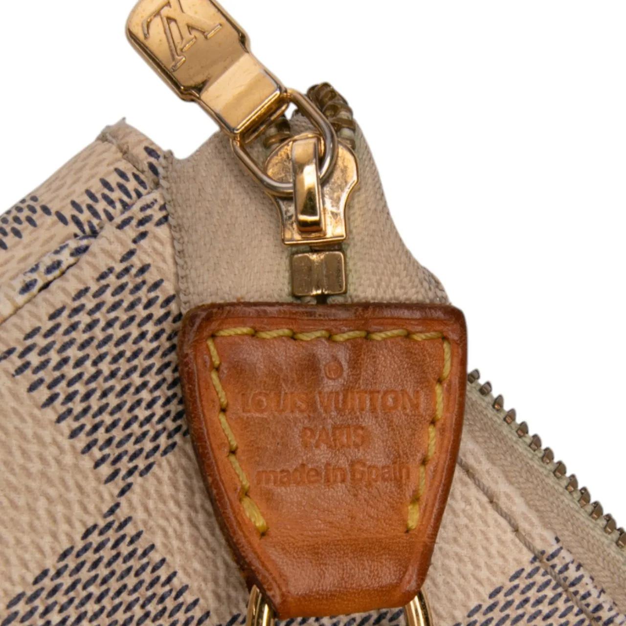 Thumbnail - Louis Vuitton Hobo Bags - Damier Azur Pochette Accessoires - Gr. unisize - in Weiß - für Damen