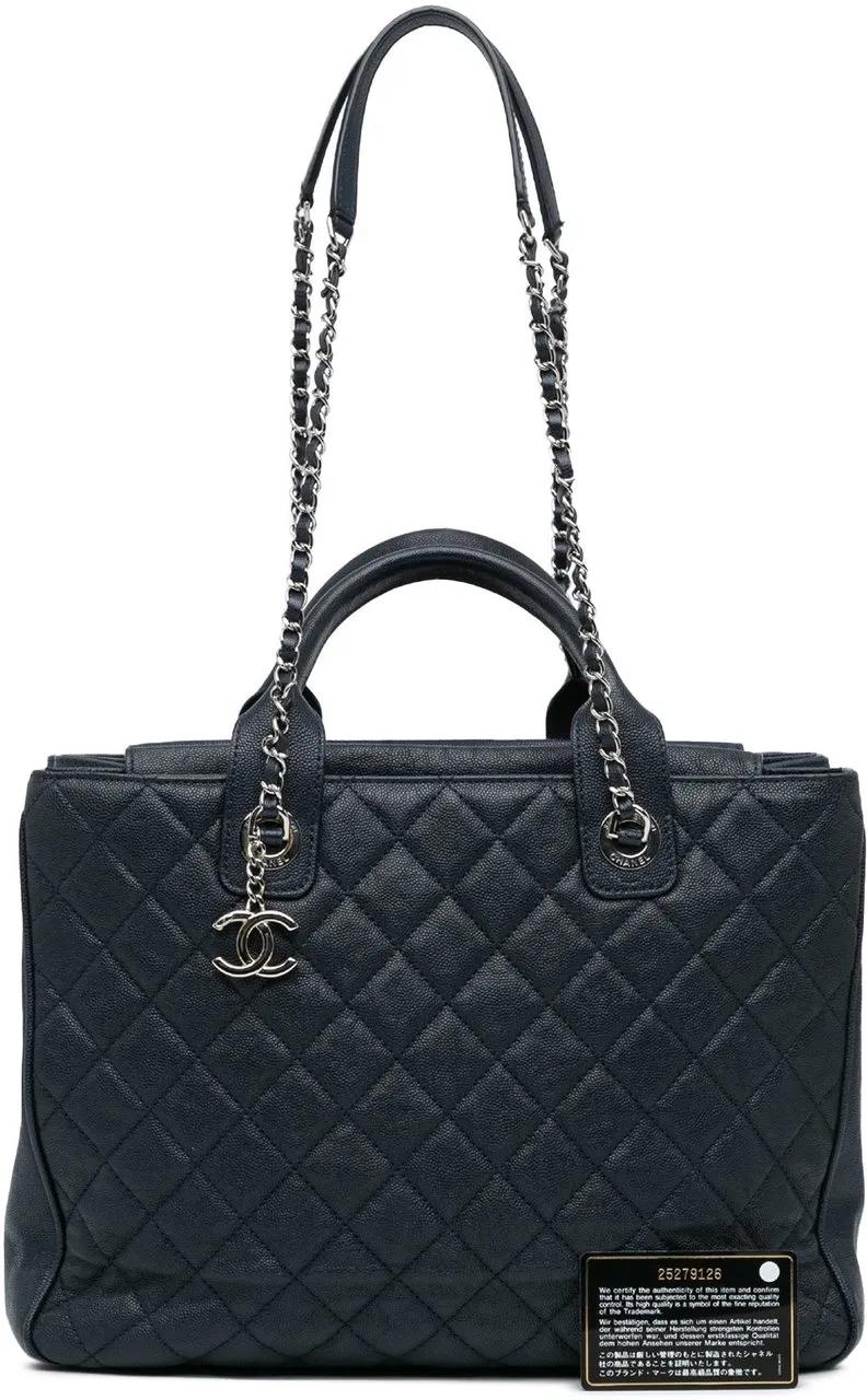 Chanel Crossbody bags 2018 Large Quilted Caviar Urban Companion Tote in blauw