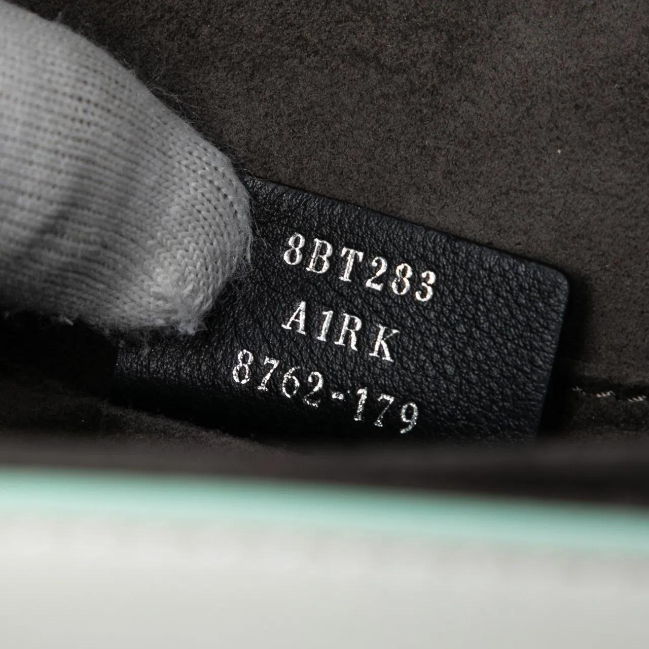 Thumbnail - Fendi Hobo Bags - Medium Scalloped Leather Studded Kan I Satchel - Gr. unisize - in Weiß - für Damen