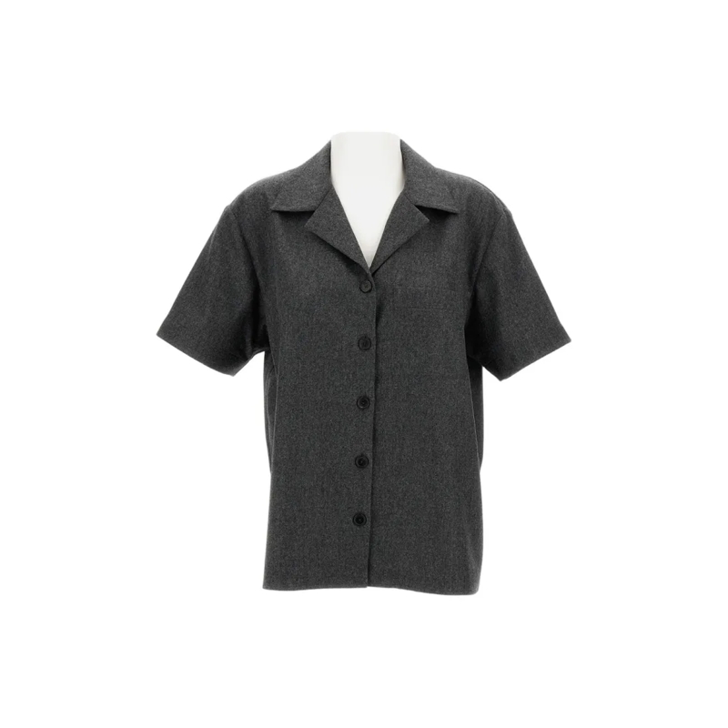 Khaite Overhemd Short-Sleeved Top With Classic Cuban Collar Grey