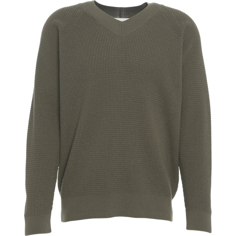 Closed  Knit sweater with V-neck grün