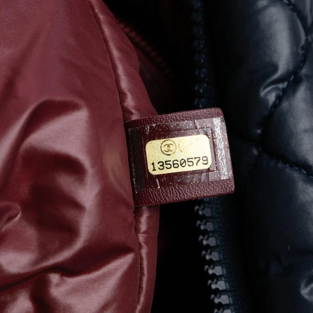 Thumbnail - Chanel Crossbody Bags - Quilted Nylon Coco Cocoon Hobo - Gr. unisize - in Blau - für Damen