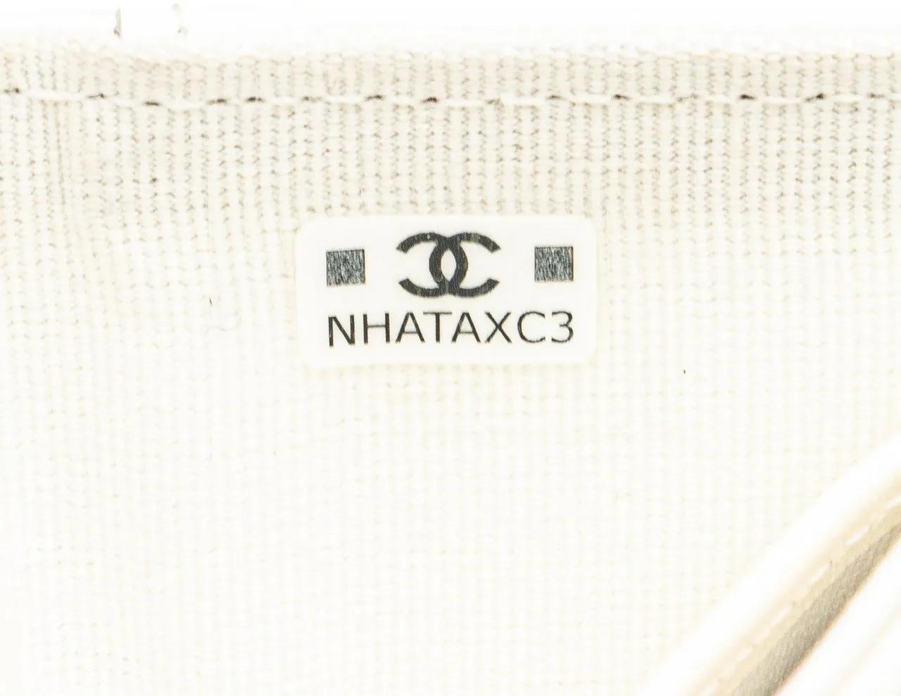 Thumbnail - Chanel Portemonnaie - CC Quilted Caviar Trifold Flap Wallet - Gr. unisize - in Weiß - für Damen