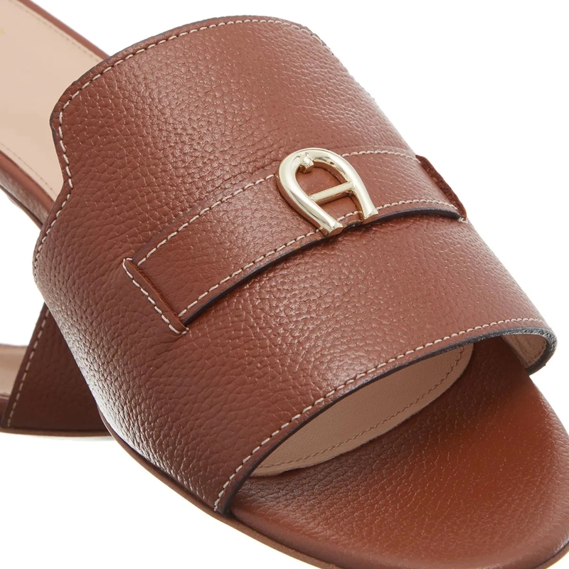 AIGNER Slides Arielle 1A Cognac(Image 4)