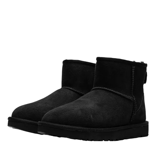 UGG Classic Mini II black black Stiefel