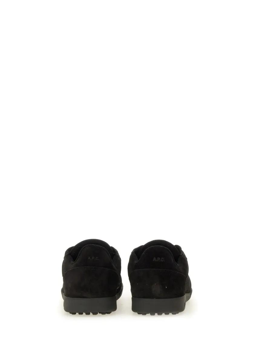 Thumbnail - A.P.C. Low-Top Sneaker - Low-Profile Cowhide Leather Sneakers With Textured - Gr. 37 (EU) - in Schwarz - für Damen