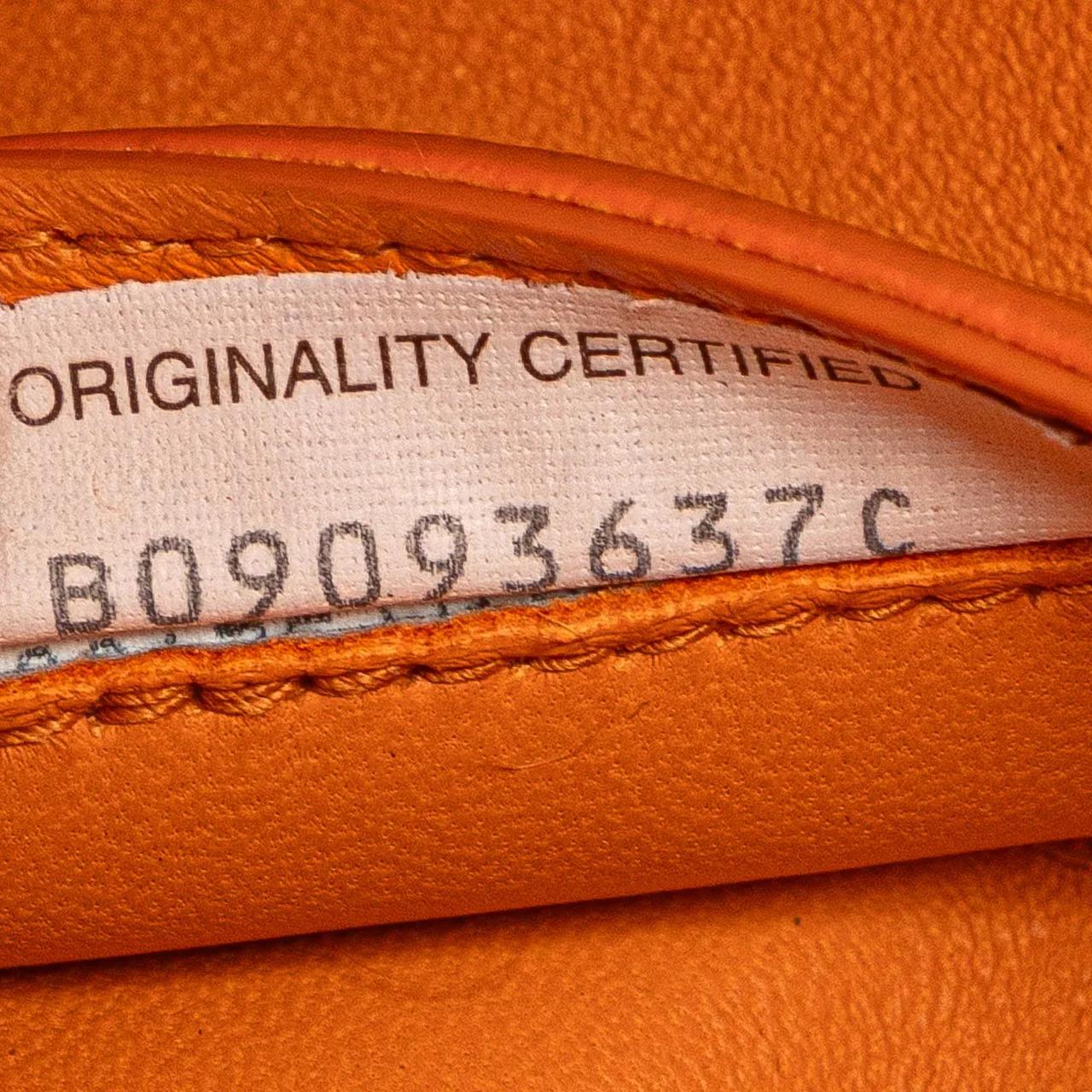 Thumbnail - Bottega Veneta Shopper - Small Shearling Intrecciato Arco Tote - Gr. unisize - in Orange - für Damen