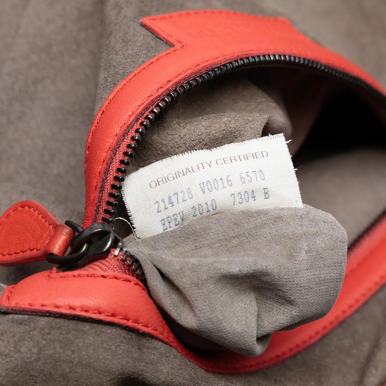 Thumbnail - Bottega Veneta Shopper - Nappa Intrecciato Zip Tote - Gr. unisize - in Rot - für Damen