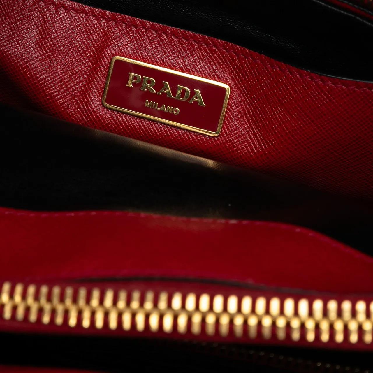 Thumbnail - Prada Hobo Bags - Saffiano Soft Triple Pocket Tote - Gr. unisize - in Rot - für Damen
