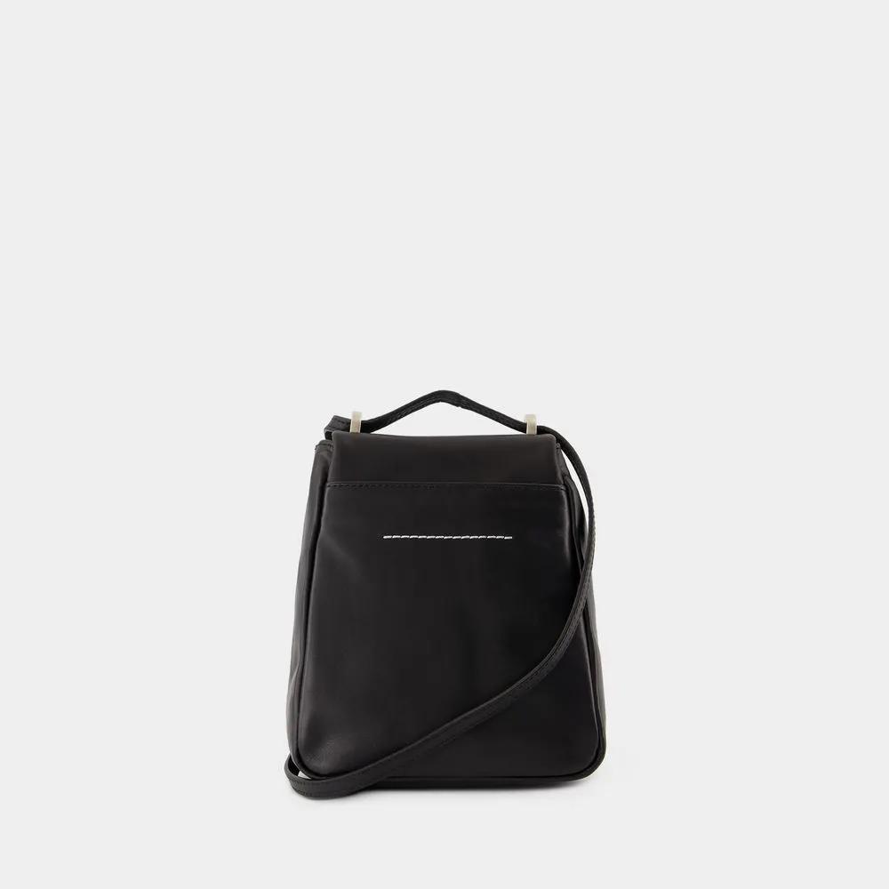 MM6 Maison Margiela Hobo bags Numeric Small Crossbody Leather Black in zwart
