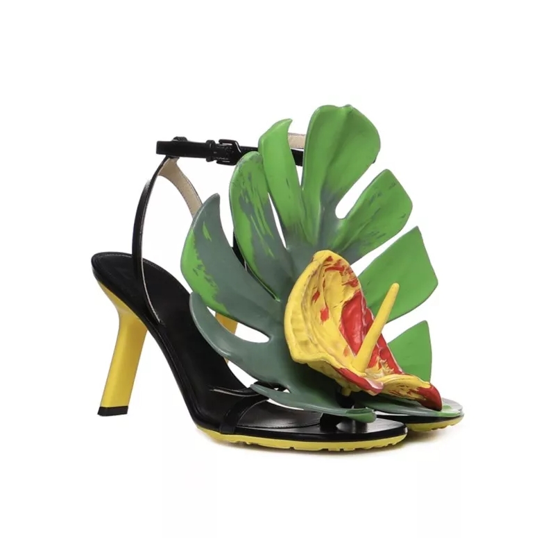 Loewe Sandaletten mit Absatz Petal Monstera Leather Sandals Black
