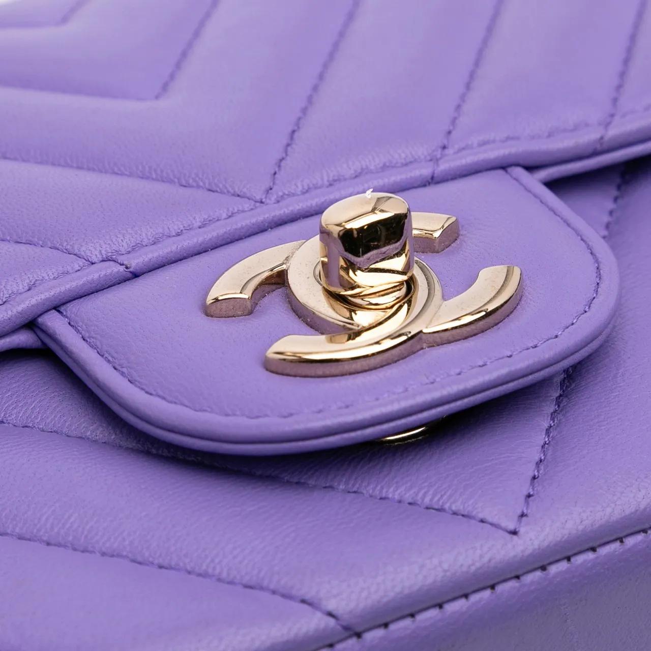 Thumbnail - Chanel Hobo Bags - Mini Square Classic Chevron Lambskin Single Flap - Gr. unisize - in Orange - für Damen