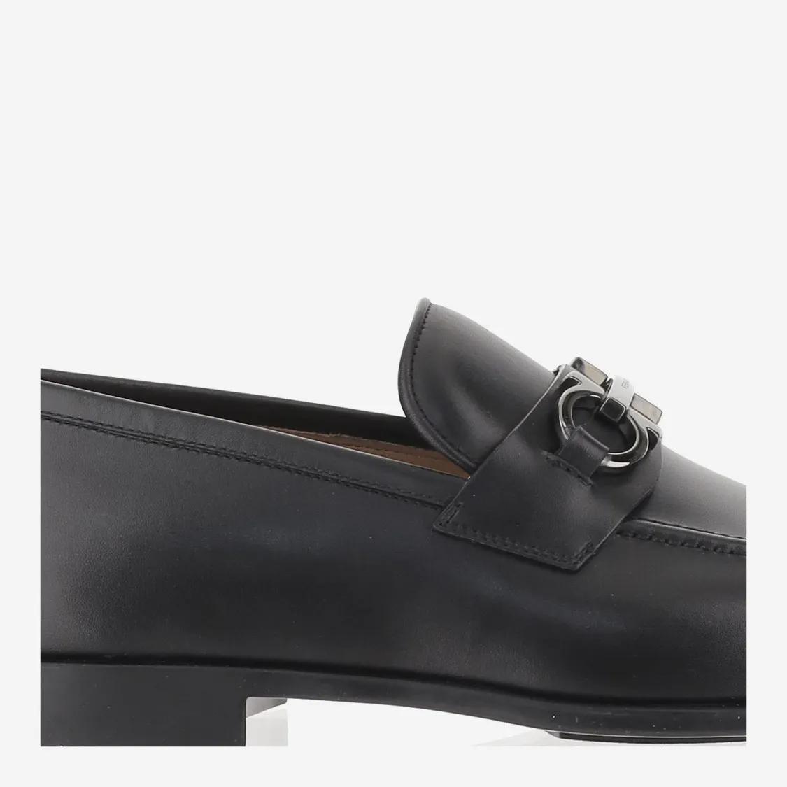 Thumbnail - Salvatore Ferragamo Loafer - Ganicini Leather Loafers - Gr. 6_5 - in Schwarz - für Damen
