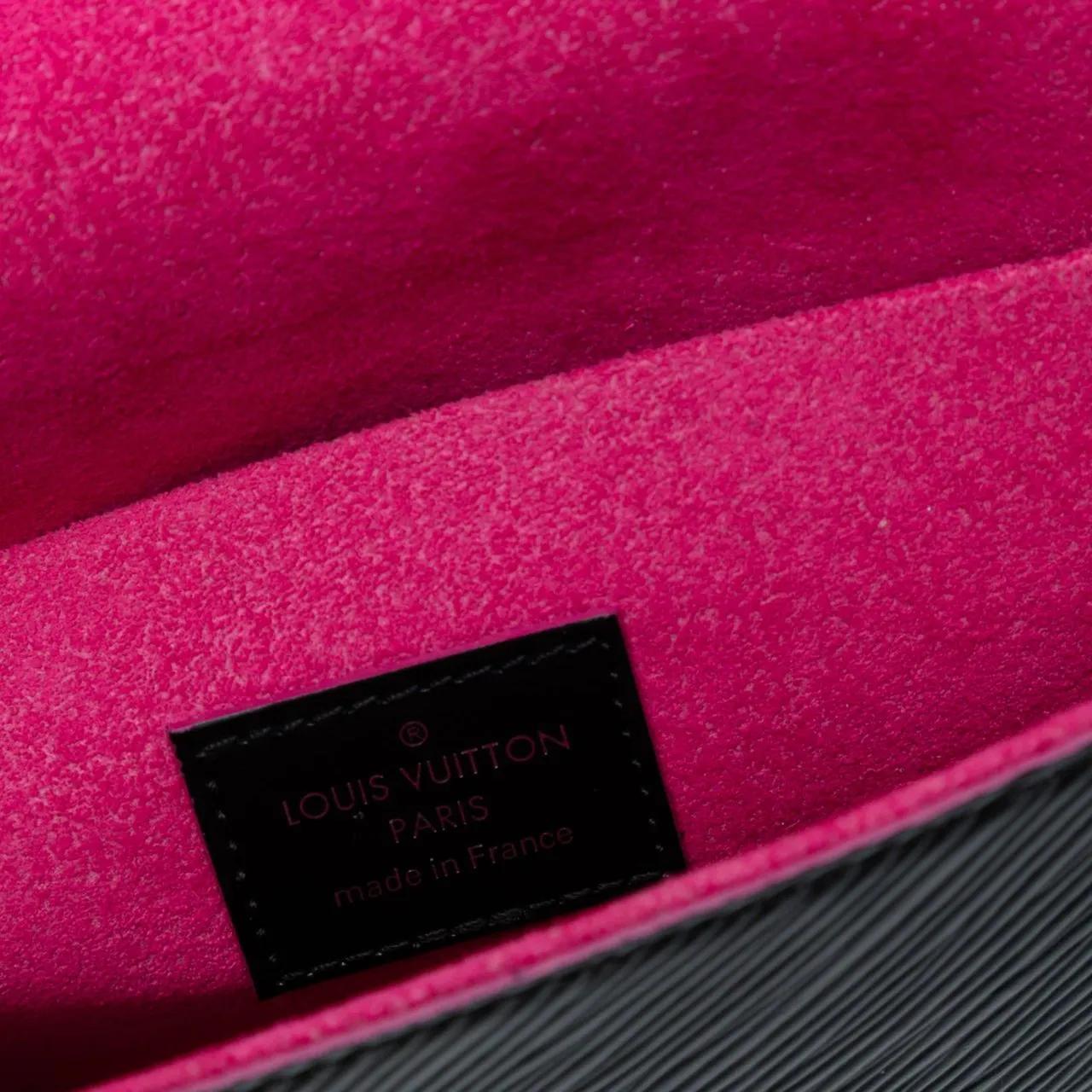 Thumbnail - Louis Vuitton Hobo Bags - Epi Pochette Felicie - Gr. unisize - in Schwarz - für Damen