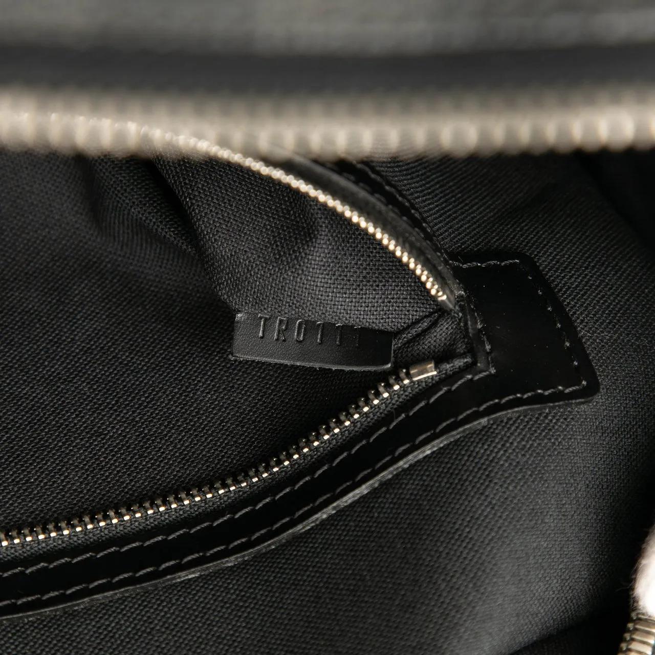 Thumbnail - Louis Vuitton Crossbody Bags - Damier Graphite Porte Documents Voyage PM - Gr. unisize - in Schwarz - für Damen