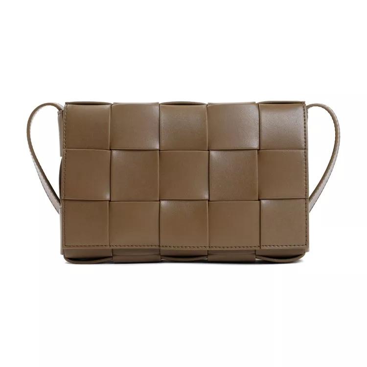 Bottega Veneta Shopper - Brown Leather Cassette Bag - Gr. unisize - in Braun - für Damen