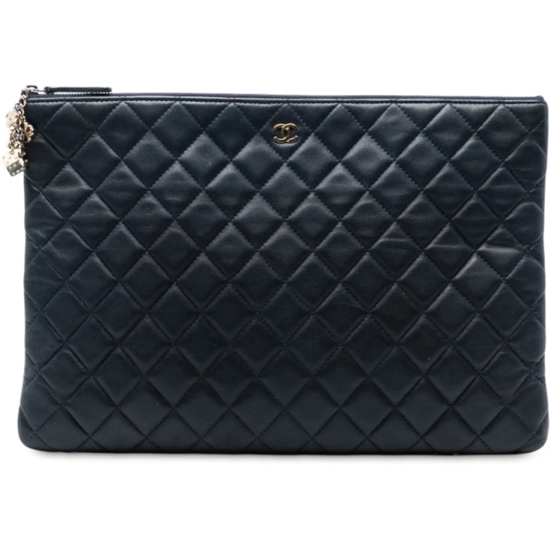 Chanel Clutch CC Large Quilted Lambskin O Case Clutch blau