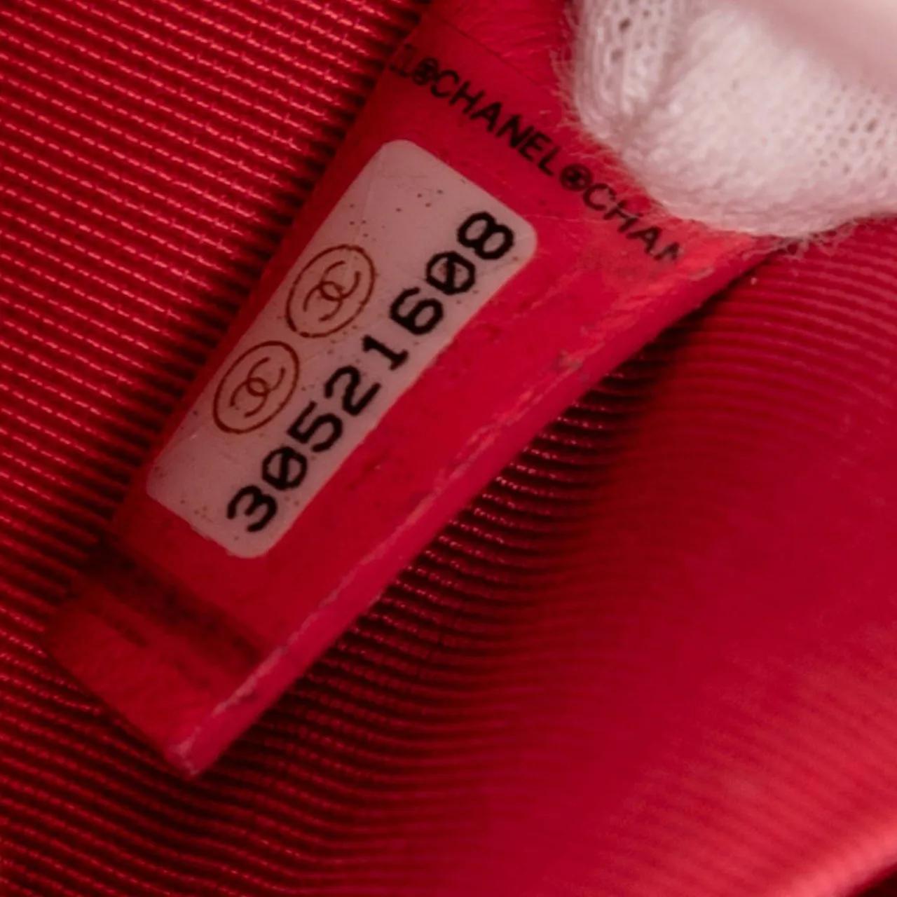 Thumbnail - Chanel Clutches - Small Lambskin 19 O Case Pouch - Gr. unisize - in Gold - für Damen