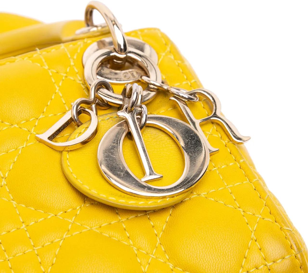 Thumbnail - Christian Dior Hobo Bags - Micro Lambskin Cannage Lady Dior - Gr. unisize - in Gelb - für Damen