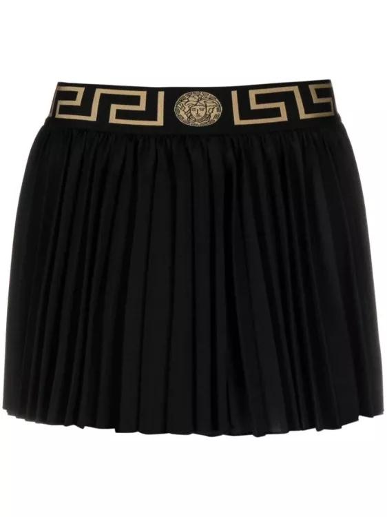 Versace Black Pleated Shorts Black | fashionette