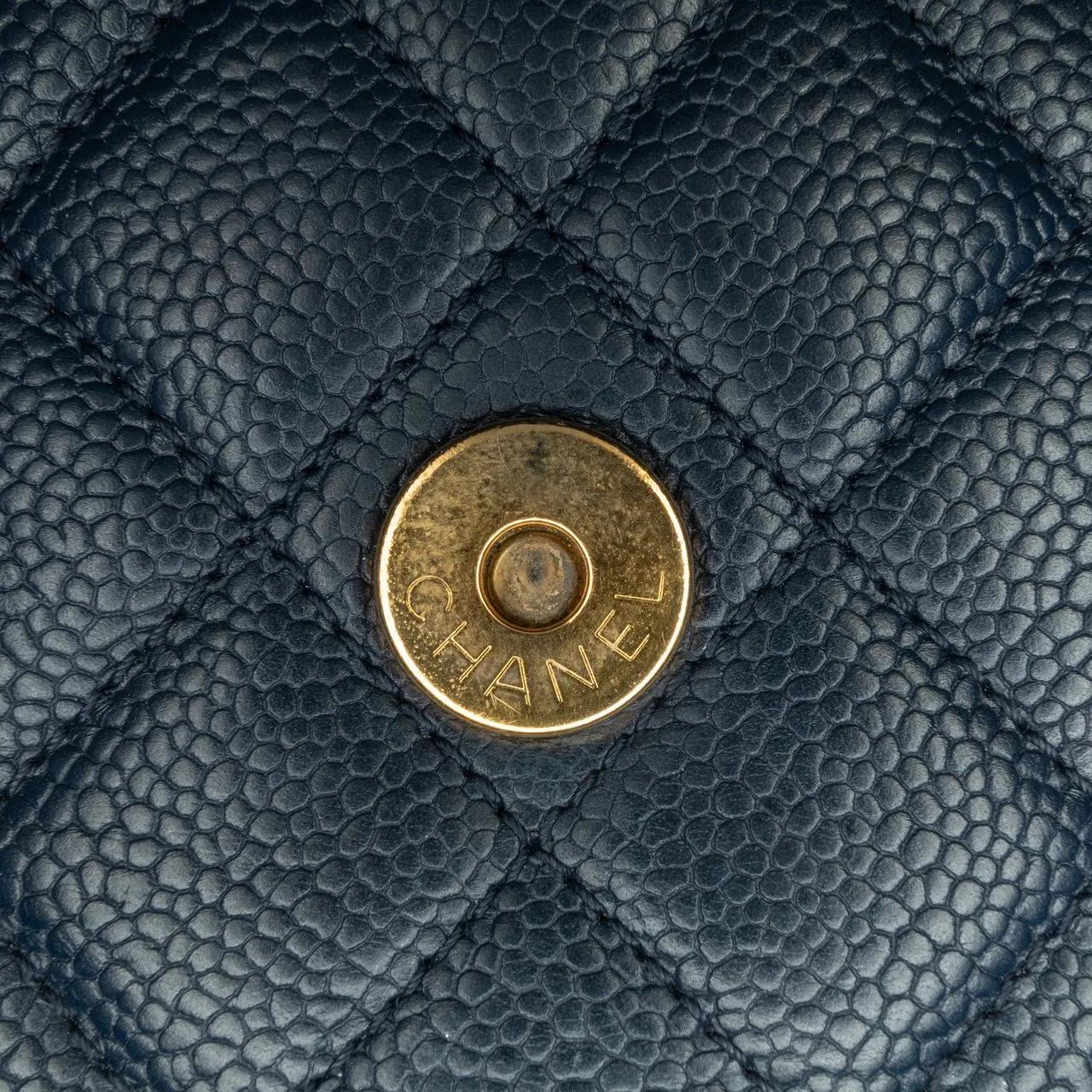 Thumbnail - Chanel Hobo Bags - Small Bicolor Caviar CC Filigree Flap - Gr. unisize - in Blau - für Damen
