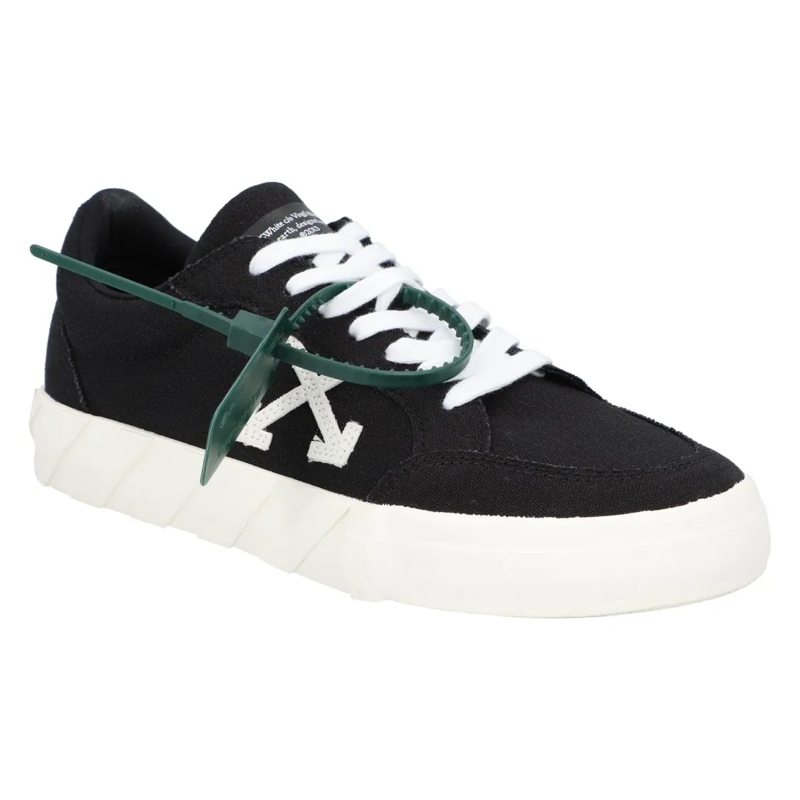 Off-White Lage-top sneaker Low-Top Vulcalized Canvas Sneakers Black