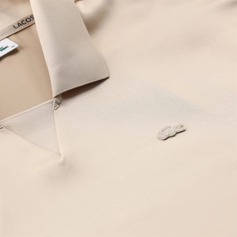 Lacoste T-shirt Langarmshirt mit Kragen aus Satin braun(Image 3)