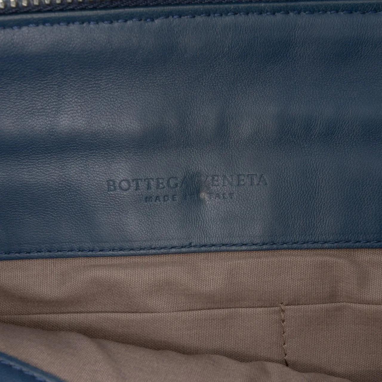 Thumbnail - Bottega Veneta Clutches - Nappa Intrecciato Metropolis Clutch - Gr. unisize - in Blau - für Damen