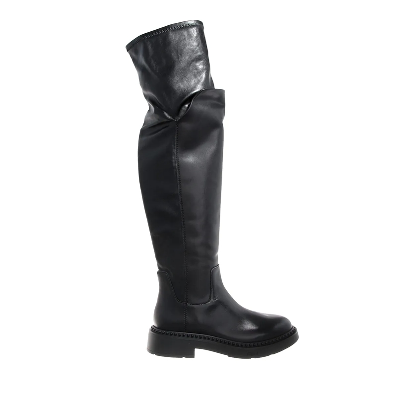 Ash Stiefel Maxim01 Black
