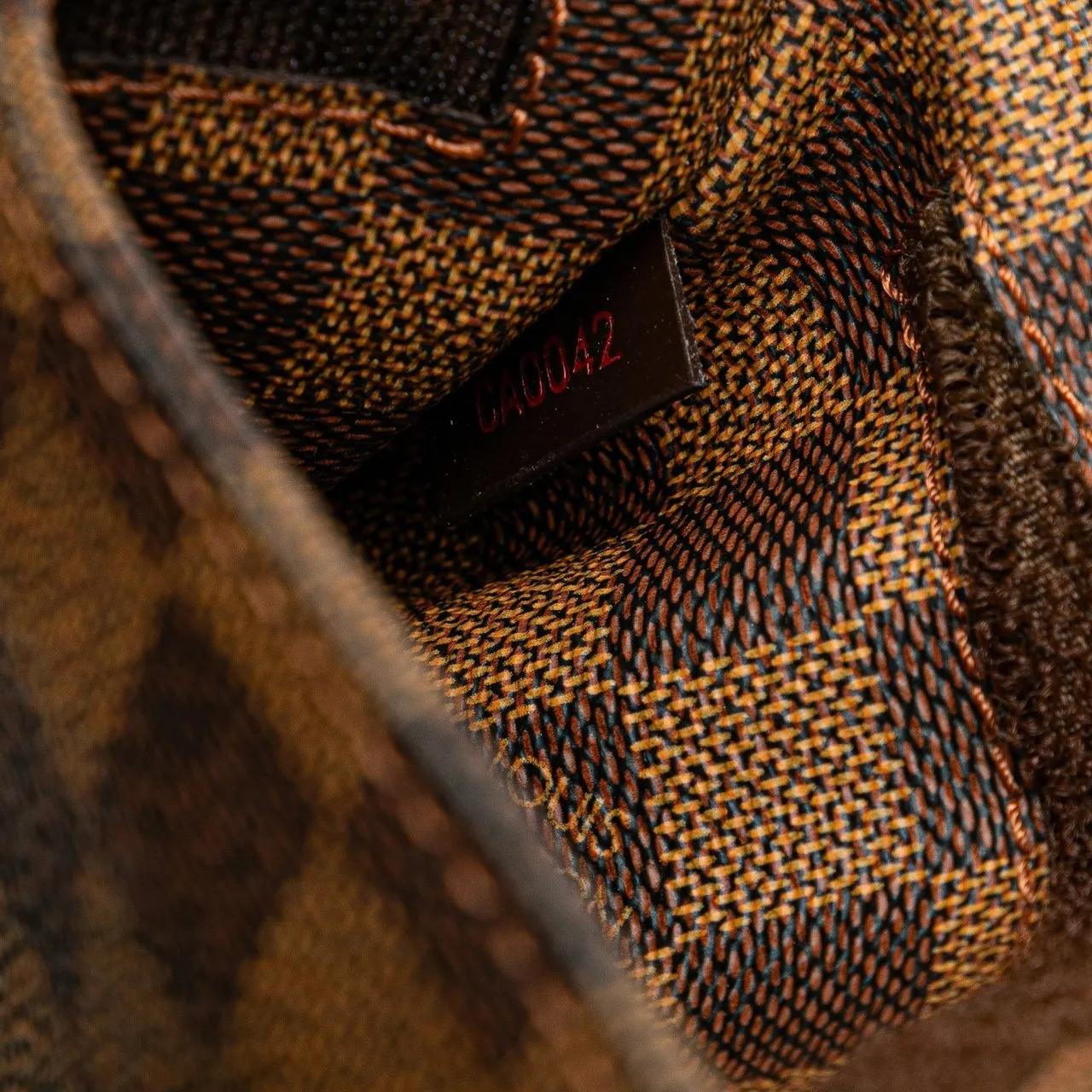 Louis Vuitton Heuptassen 2002 Damier Ebene Geronimos in bruin