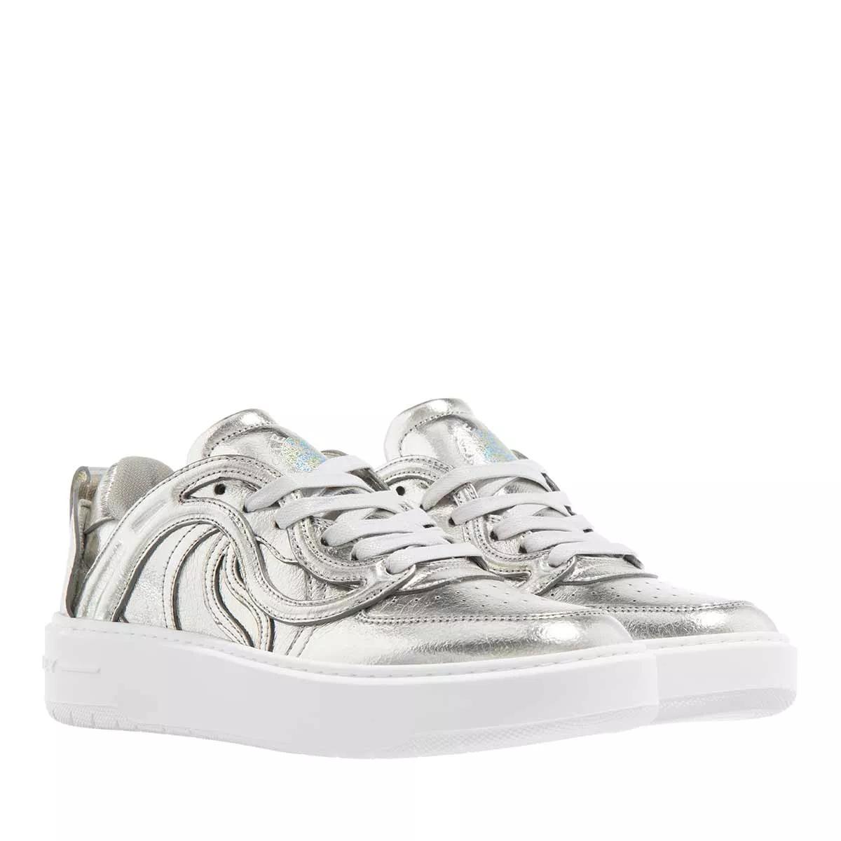 Stella McCartney S-Wave 1 Polar Silver Low Top Sneakers - Sneak in