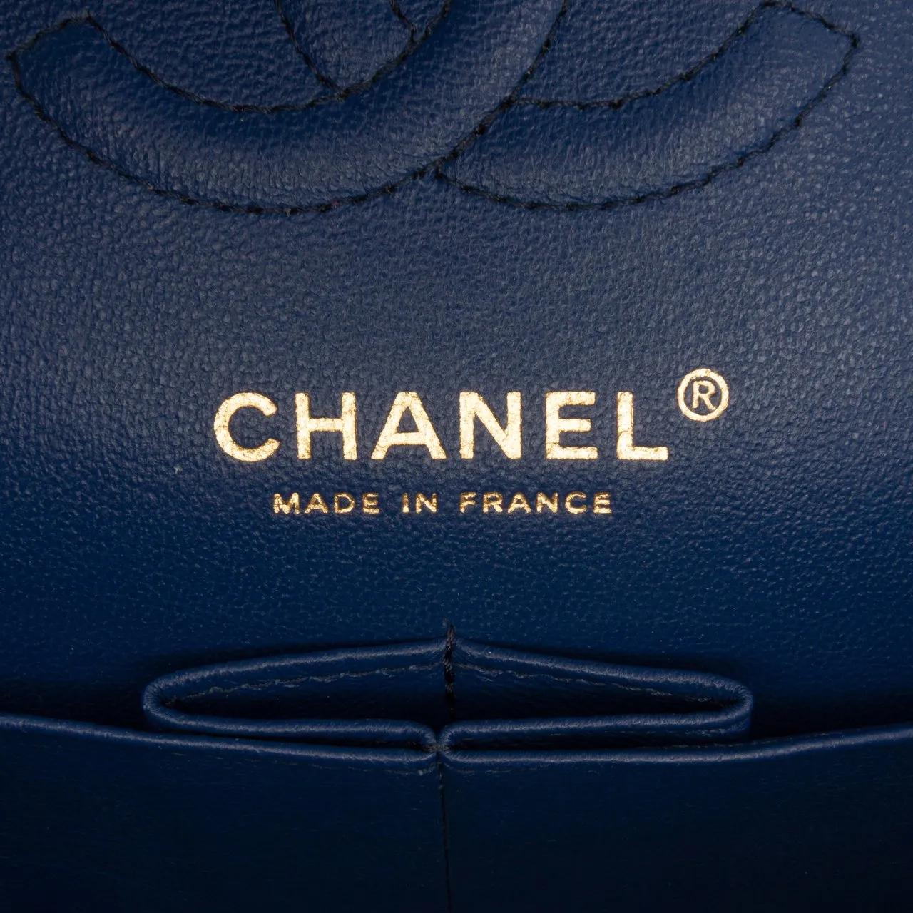 Thumbnail - Chanel Hobo Bags - Small Classic Lambskin Double Flap - Gr. unisize - in Blau - für Damen
