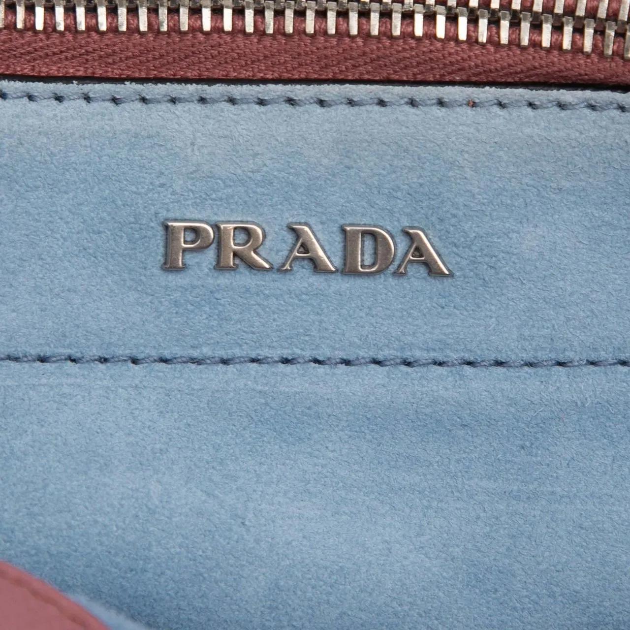 Thumbnail - Prada Hobo Bags - Glace Calf Studded Etiquette Crossbody - Gr. unisize - in Gold - für Damen
