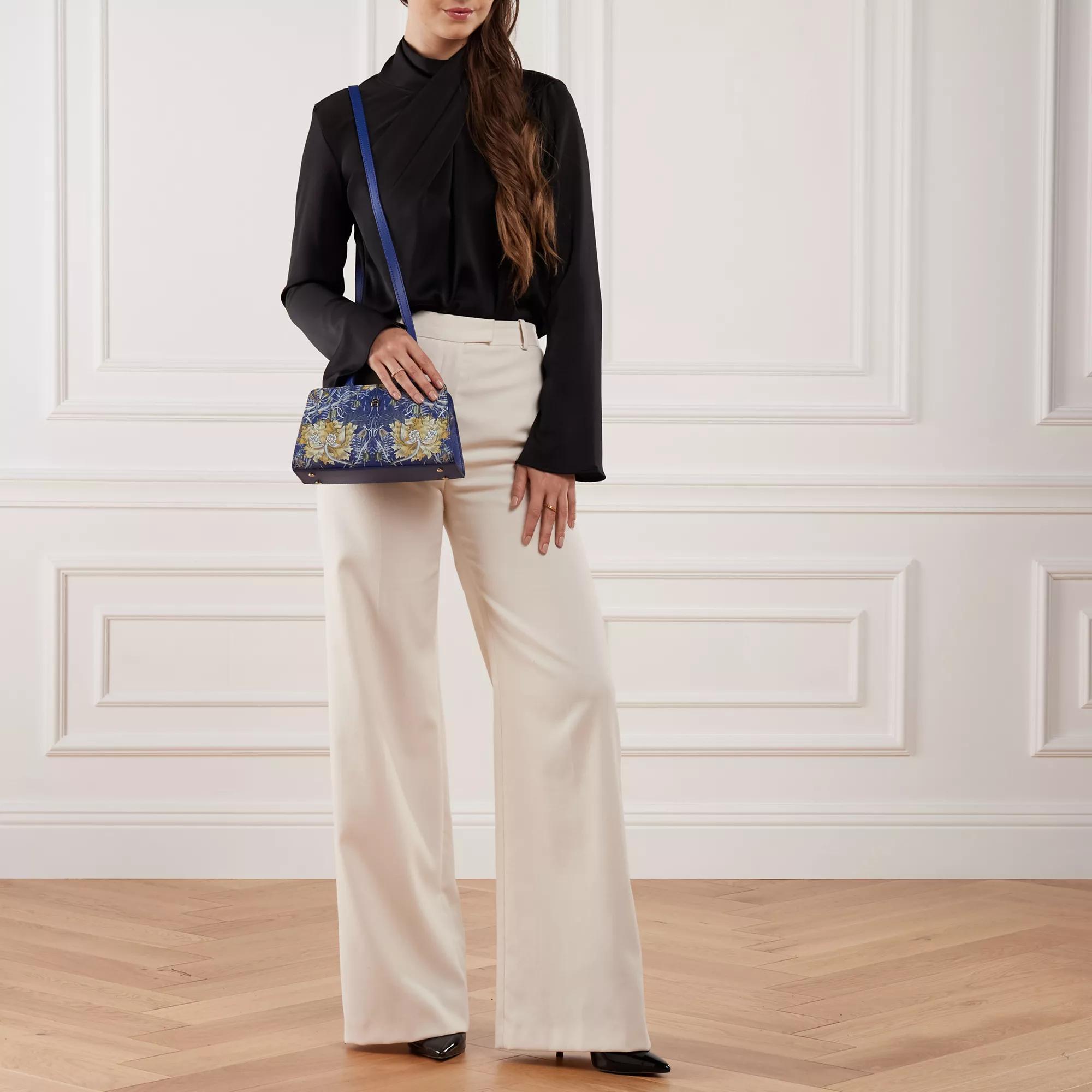 Aigner Satchels Cybill Honeysuckle in blauw