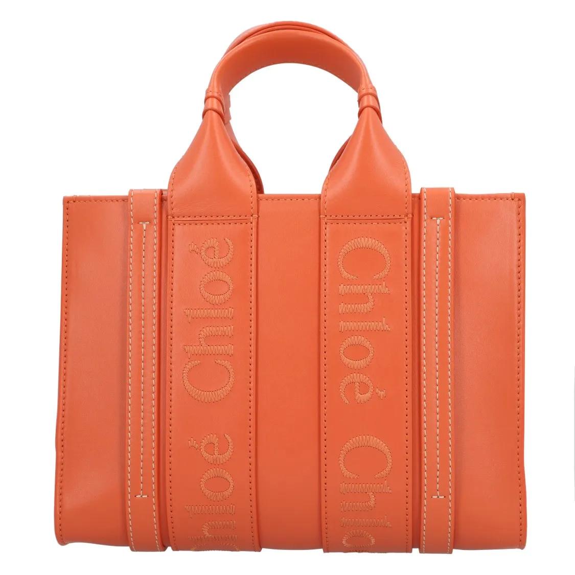 Chloé Shoppers & Totes Small Woody Tote Bag Orange in oranje