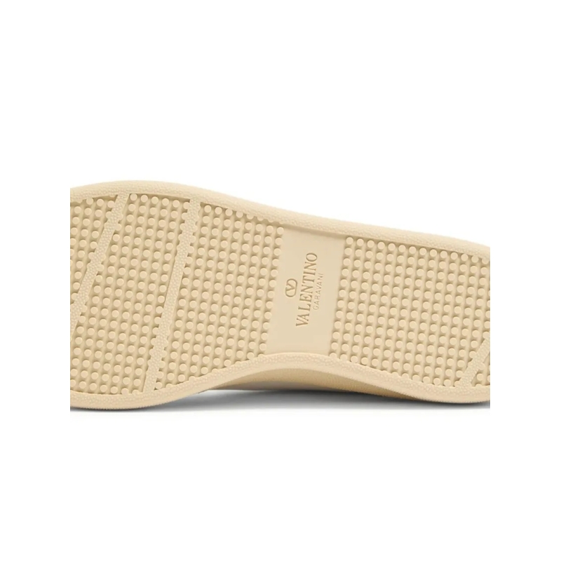 Valentino Garavani Schnürschuhe Low-Top Sneakers With Textured Sole And Chic Accen White(Image 10)