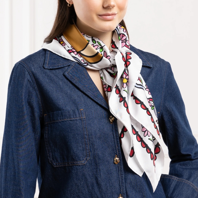 Moschino Leichter Schal 100% Silk Twill H. Prt. Square Moschino Multicolored(Image 2)