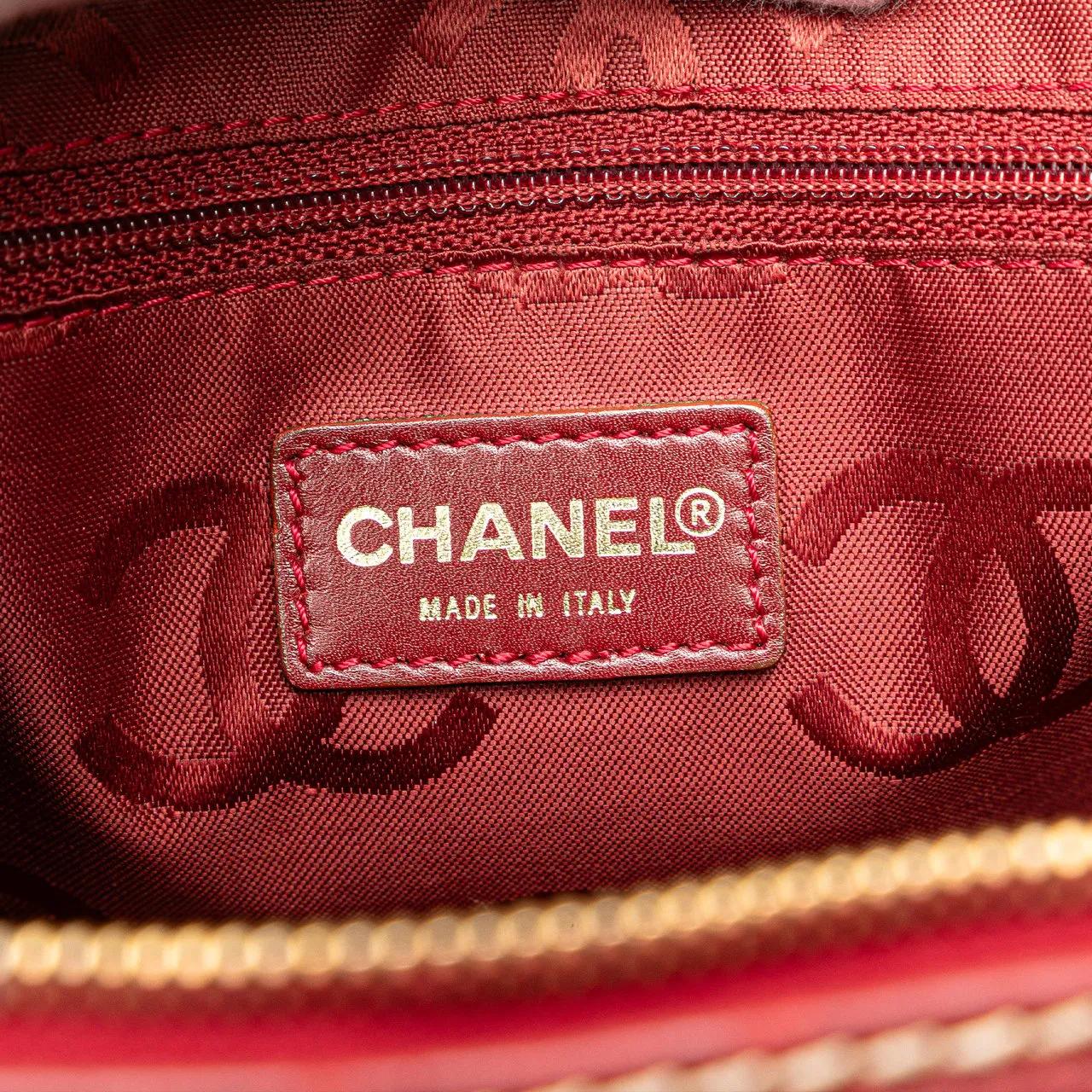 Thumbnail - Chanel Crossbody Bags - CC Lambskin Wild Stitch Handbag - Gr. unisize - in Rot - für Damen