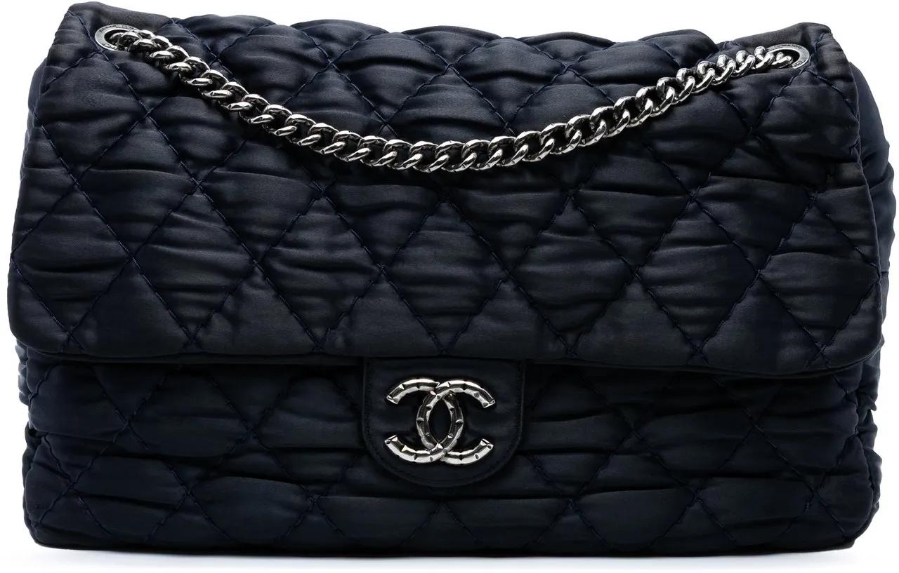 Chanel Hobo Bags - Extra Large CC Quilted Satin Single Flap - Gr. unisize - in Blau - für Damen