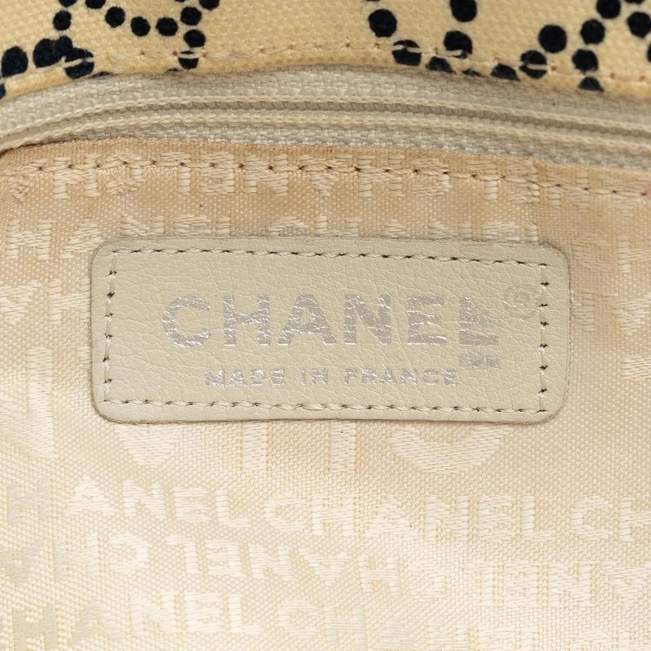 Thumbnail - Chanel Hobo Bags - CC No.5 Canvas Flap Bag - Gr. unisize - in Braun - für Damen