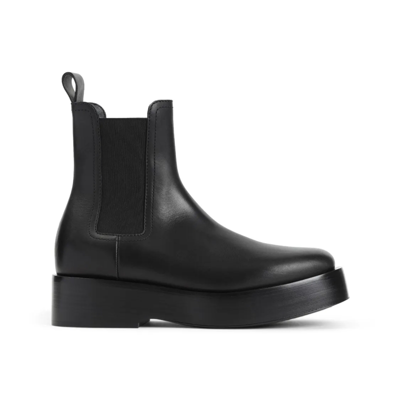 Bottega Veneta Bottes Chunky Platform Boots With Rounded Toe Design Black