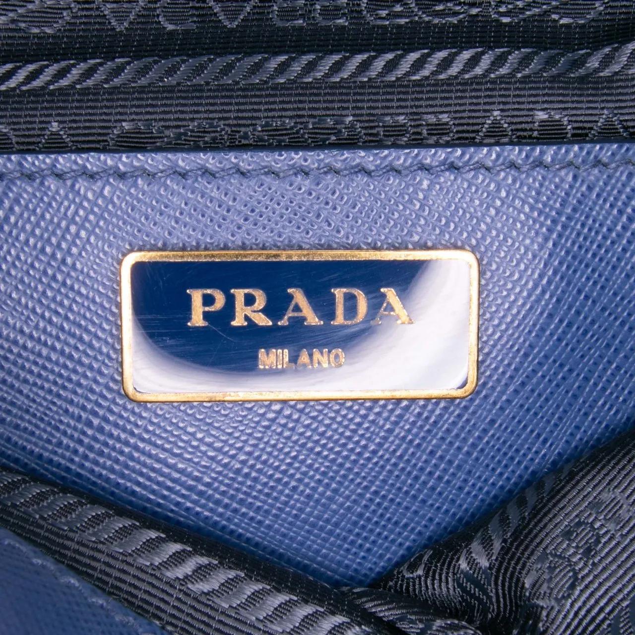 Thumbnail - Prada Hobo Bags - Medium Saffiano Lux Promenade Satchel - Gr. unisize - in Blau - für Damen